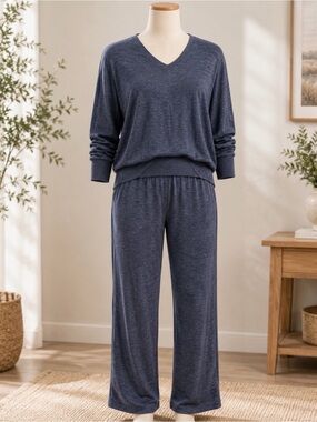 Barefoot Dreams Cozy Chic Ultra Light 2-Piece Lounge Set, Carbon, Tall Large